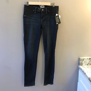 New with tags Paige Maternity jeans size 25